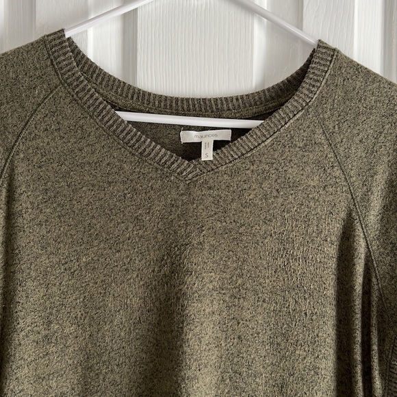 Maurice’s Cozy Top - Picture 3 of 5